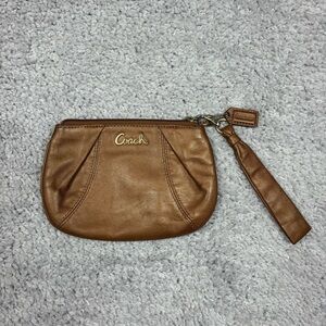 Coach Wristlet Leather Zip Up Brown Change Purse Coin Storage Beach Travel Trip